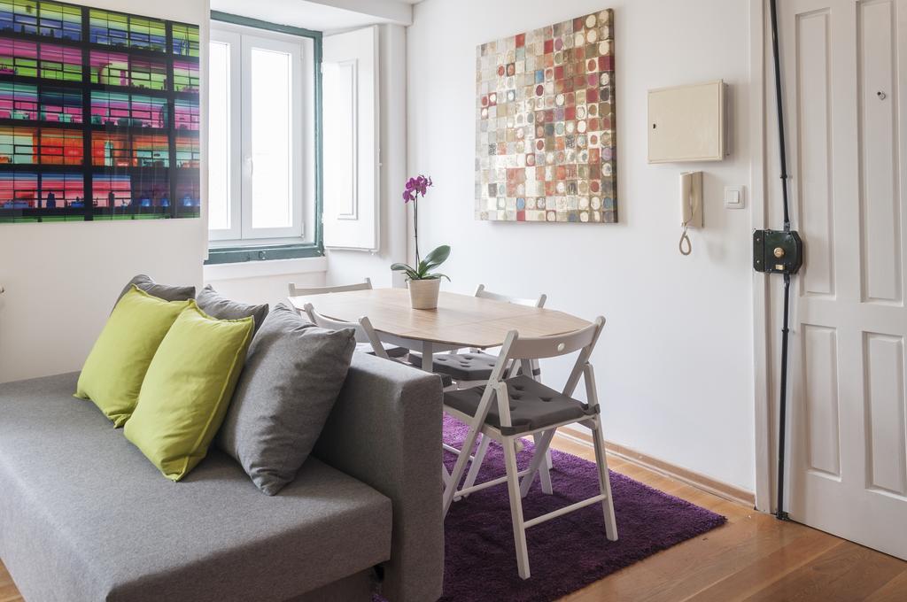 Contemporary Lisbon Apartment In Historical Chiado מראה חיצוני תמונה